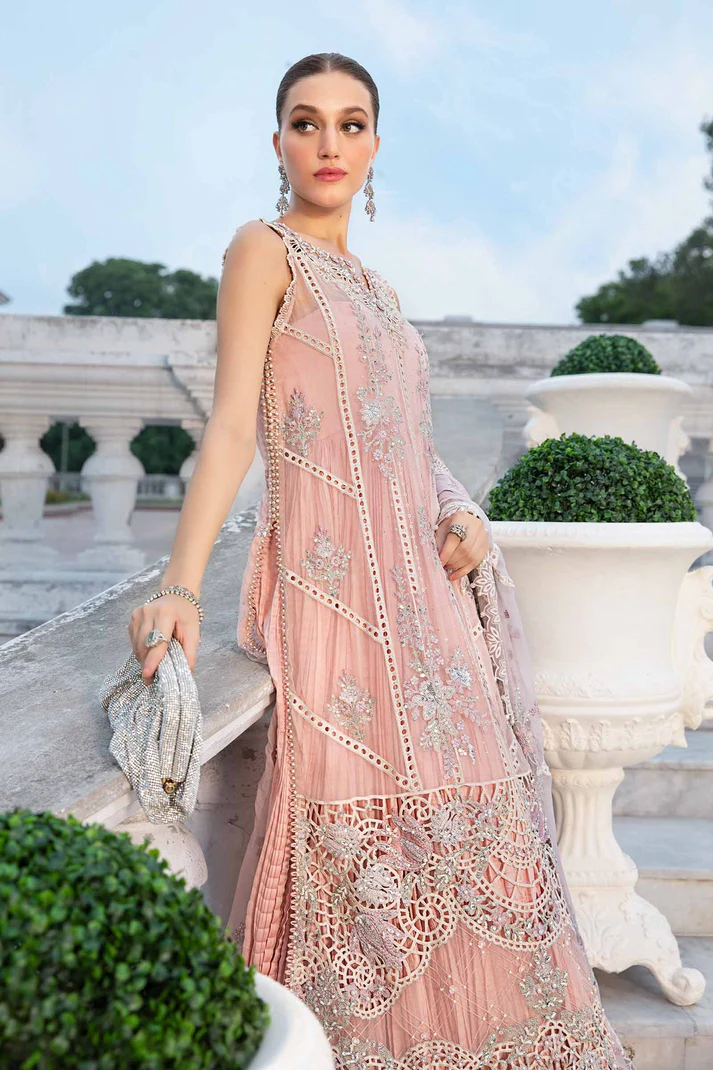 Embroidered chiffon suit - Image 3