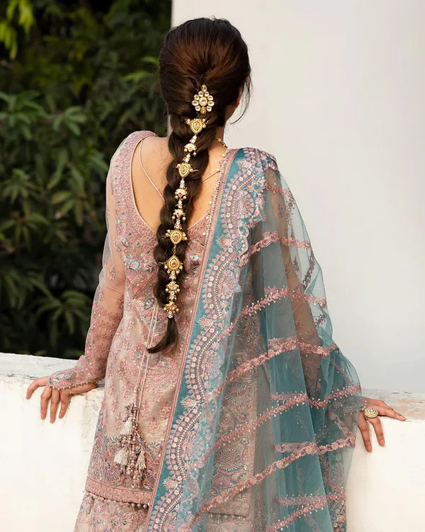 Mehreen - Image 5